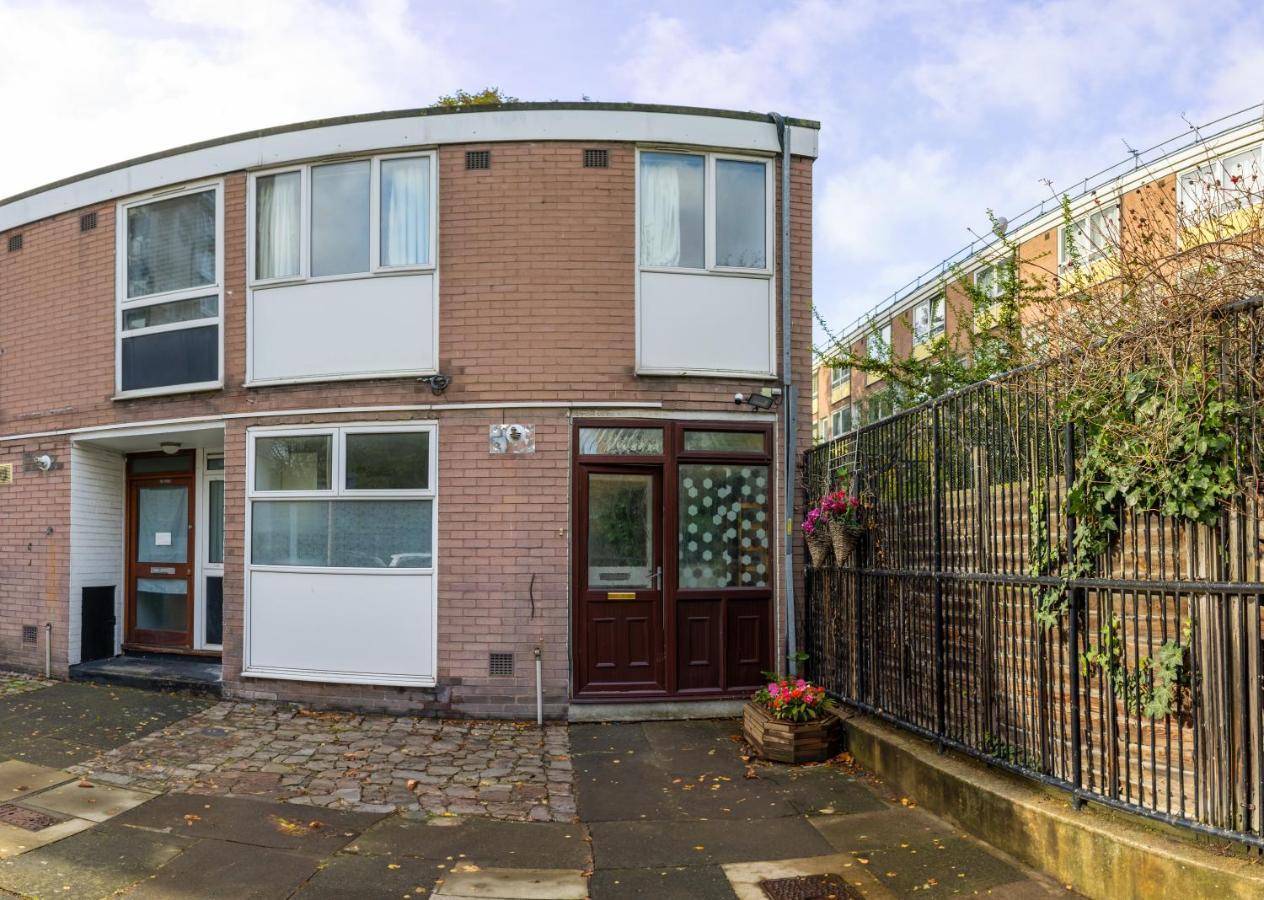 London - 4 Bed - Sleeps 8 - Garden - Pet Friendly别墅 外观 照片