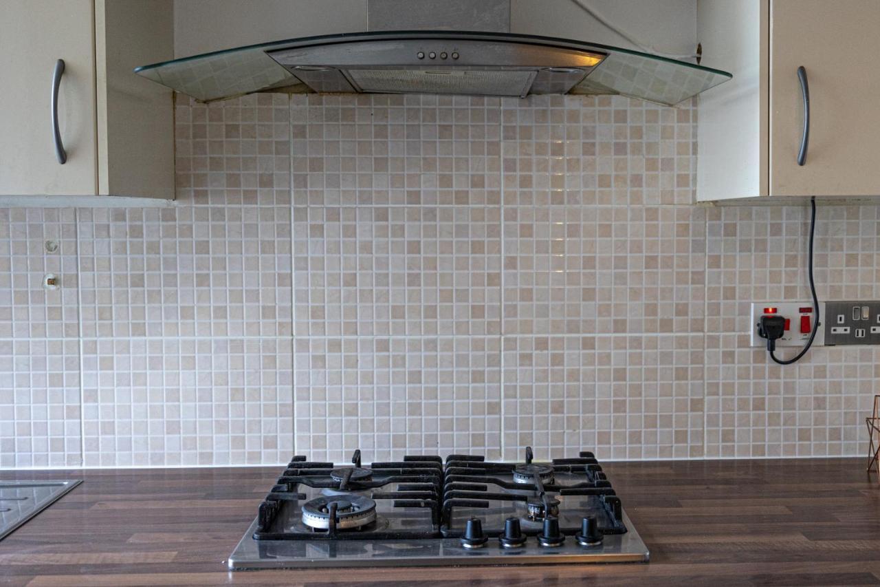 London - 4 Bed - Sleeps 8 - Garden - Pet Friendly别墅 外观 照片