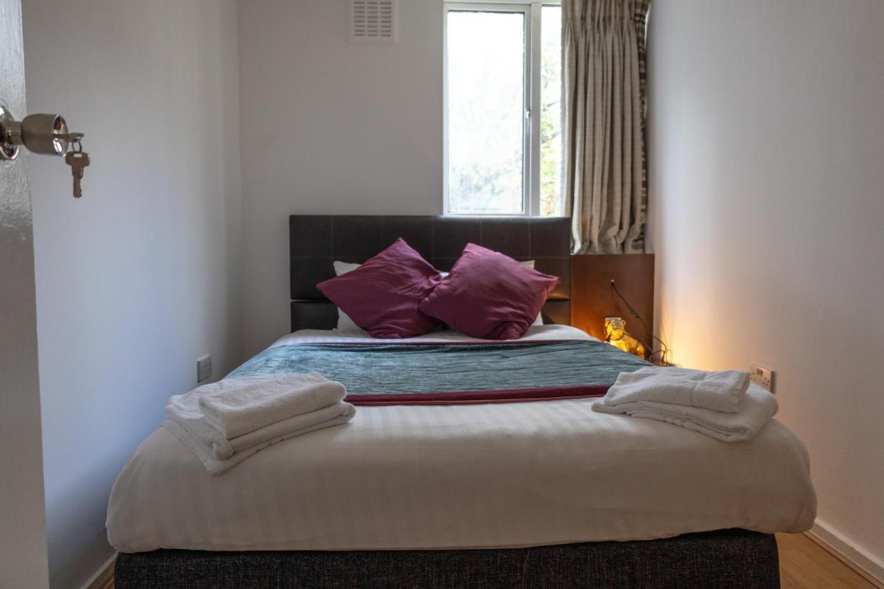 London - 4 Bed - Sleeps 8 - Garden - Pet Friendly别墅 外观 照片