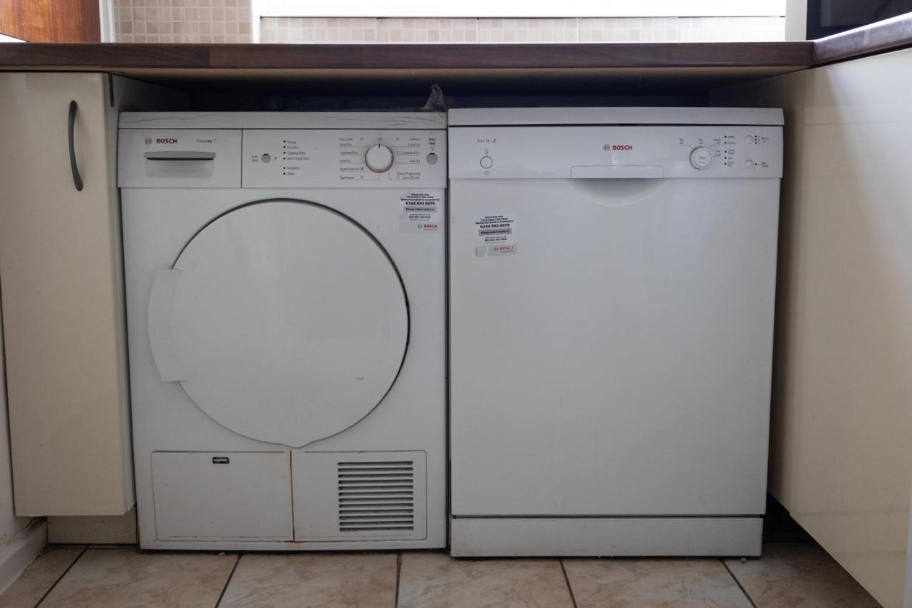 London - 4 Bed - Sleeps 8 - Garden - Pet Friendly别墅 外观 照片