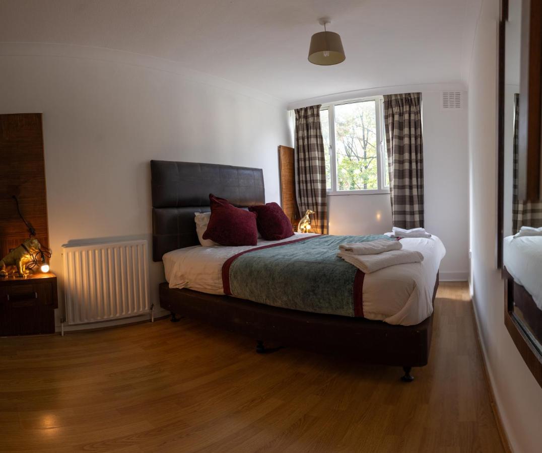 London - 4 Bed - Sleeps 8 - Garden - Pet Friendly别墅 外观 照片