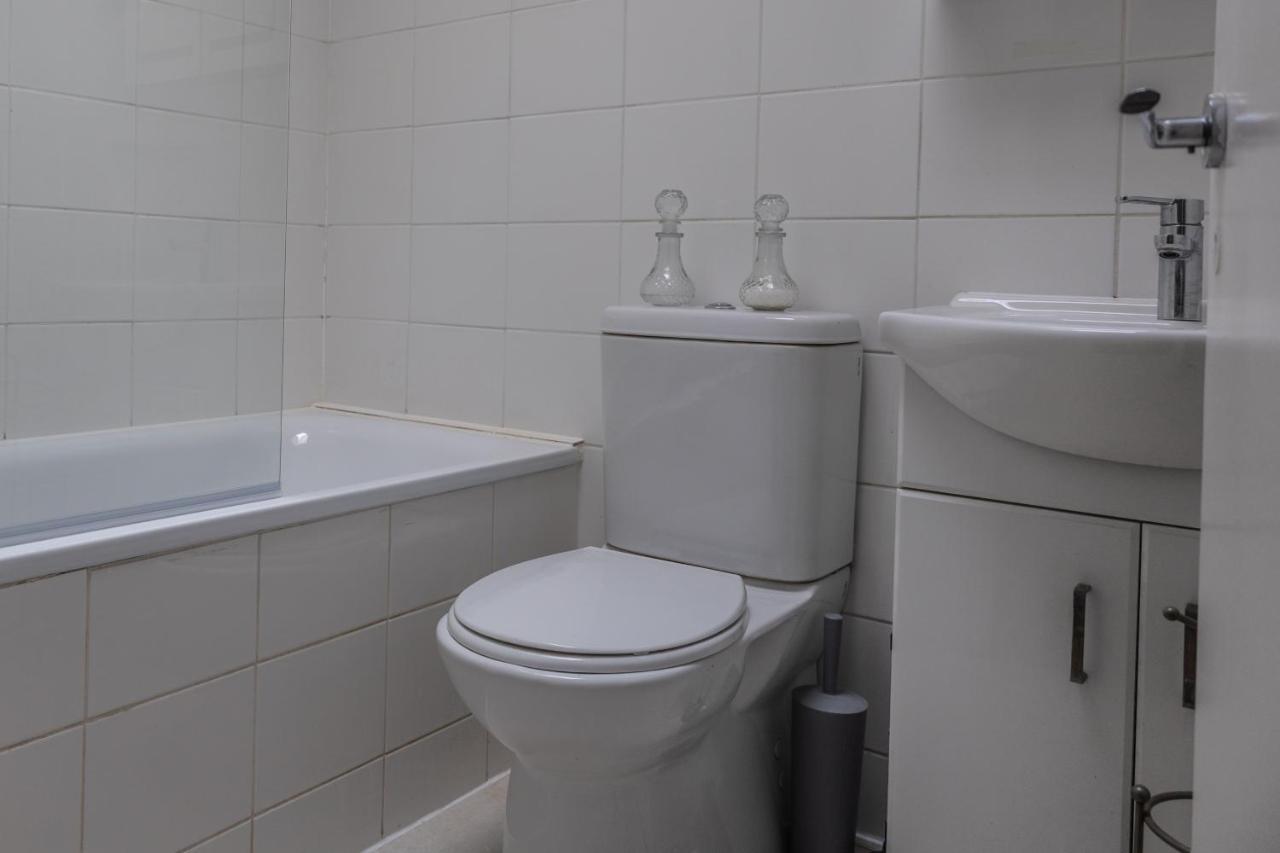 London - 4 Bed - Sleeps 8 - Garden - Pet Friendly别墅 外观 照片